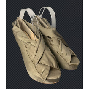 Boutique 9 Womens Olive Green Peep Toe Wedge Sandals Size 9.5